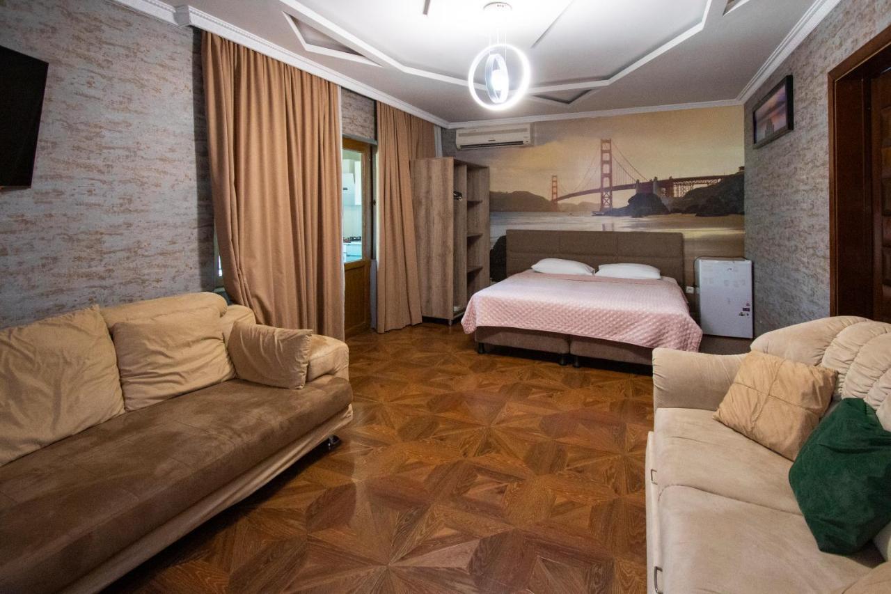 Hotel Smile Kobuleti Esterno foto