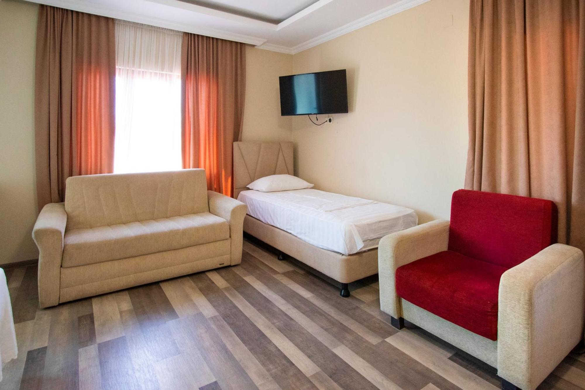Hotel Smile Kobuleti Esterno foto